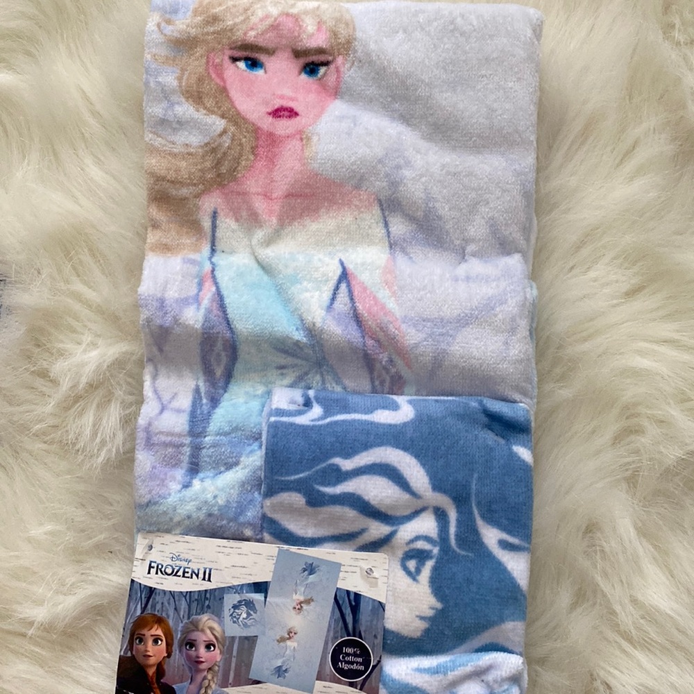 NEW Jay Franco & Sons Disney Frozen II 2 Piece Bath Set - Elsa & Nok